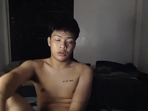 Snapshot of Prince_hottie chatting on 10-13-25, 03:35 Prince hottie online show from 10-13-25, 03:35