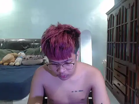 Snapshot of Prince_hottie chatting on 07-13-26, 10:36 Prince hottie online show from 07-13-26, 10:36