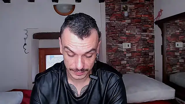 Snapshot of cek_186 chatting on 03-29-26, 09:44 cek 186 online show from 03-29-26, 09:44