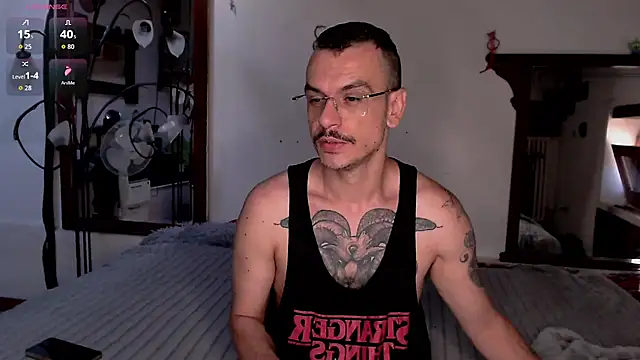 Snapshot of cek_186 chatting on 06-16-26, 04:56 cek 186 online show from 06-16-26, 04:56