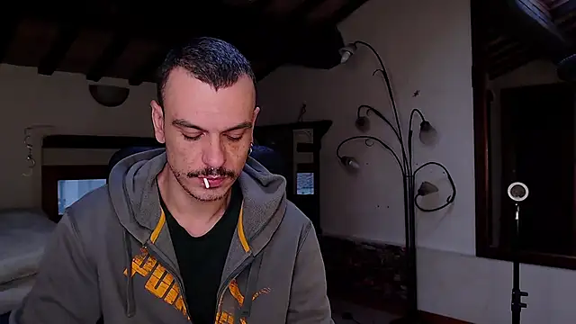 Snapshot of cek_186 chatting on 03-06-26, 07:58 cek 186 online show from 03-06-26, 07:58