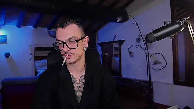 Snapshot of cek_186 chatting on 03-10-26, 05:28 cek 186 online show from 03-10-26, 05:28