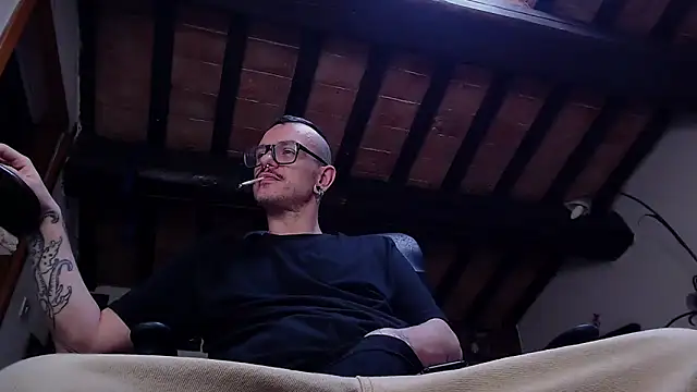 Snapshot of cek_186 chatting on 03-13-26, 08:08 cek 186 online show from 03-13-26, 08:08