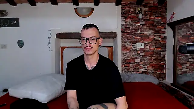 Snapshot of cek_186 chatting on 04-03-26, 07:04 cek 186 online show from 04-03-26, 07:04