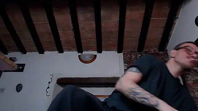 Snapshot of cek_186 chatting on 03-30-26, 07:43 cek 186 online show from 03-30-26, 07:43