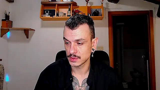 Snapshot of cek_186 chatting on 02-04-26, 09:21 cek 186 online show from 02-04-26, 09:21