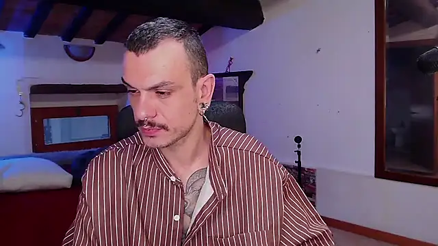 Snapshot of cek_186 chatting on 03-05-26, 07:38 cek 186 online show from 03-05-26, 07:38