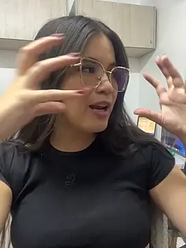 CamilaSofiia online show from 10-16-25, 08:28