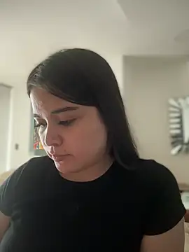 CamilaSofiia online show from 06-19-26, 09:53
