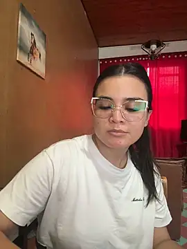 CamilaSofiia online show from 04-09-26, 10:16