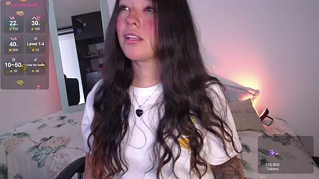 Snapshot of Lexie_Thompson10 chatting on 09-14-25, 05:24 Lexie Thompson10 online show from 09-14-25, 05:24