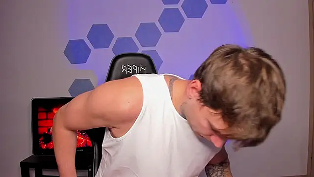 Chris Tyson online show from 10-03-25, 12:39