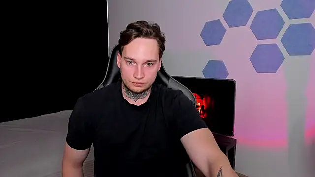 Chris Tyson online show from 05-18-26, 09:47