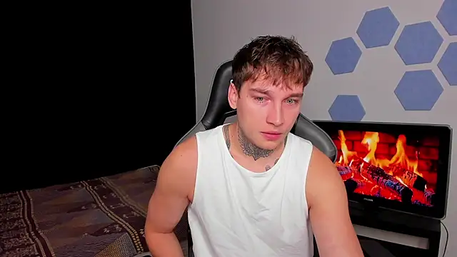 Chris Tyson online show from 09-20-25, 01:54