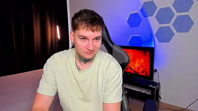 Chris Tyson online show from 12-03-25, 07:19