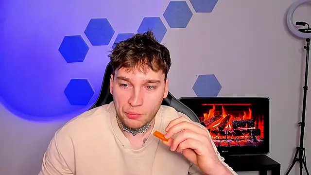 Snapshot of Chris_Tyson chatting on 02-27-26, 08:47 Chris Tyson online show from 02-27-26, 08:47