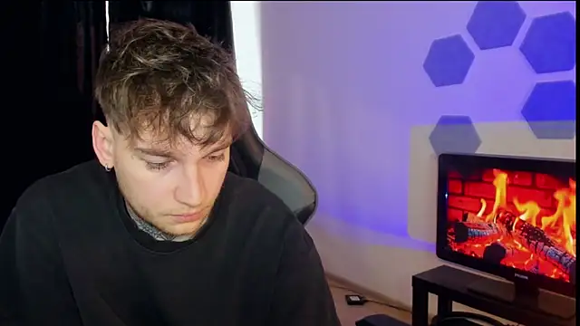 Chris Tyson online show from 02-20-25, 08:50