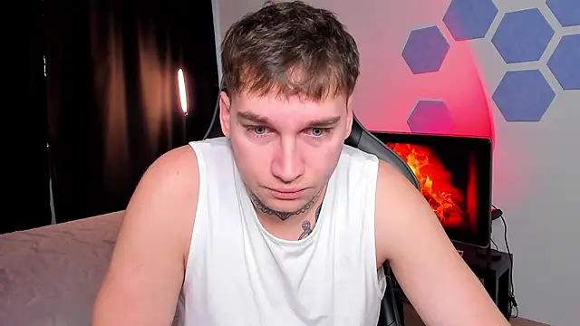 Chris Tyson online show from 12-04-25, 06:23