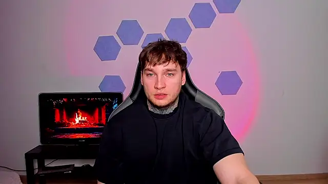 Chris Tyson online show from 04-07-26, 08:43