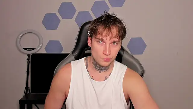 Chris Tyson online show from 10-19-25, 08:55