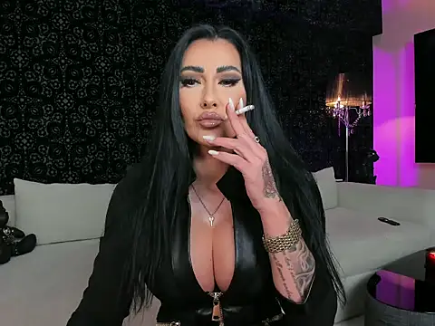 Snapshot of Mistress-Kennya chatting on 10-15-25, 08:06 Mistress-Kennya online show from 10-15-25, 08:06