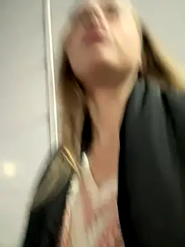 LoraaDoll online show from 10-08-25, 03:57