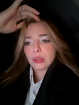 LoraaDoll online show from 11-08-25, 02:53