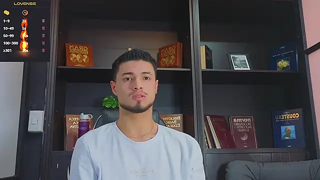 EdwardRoss  online show from 09-12-25, 08:19