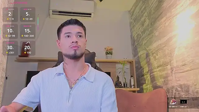 Snapshot of EdwardRoss_ chatting on 06-19-26, 10:04 EdwardRoss online show from 06-19-26, 10:04