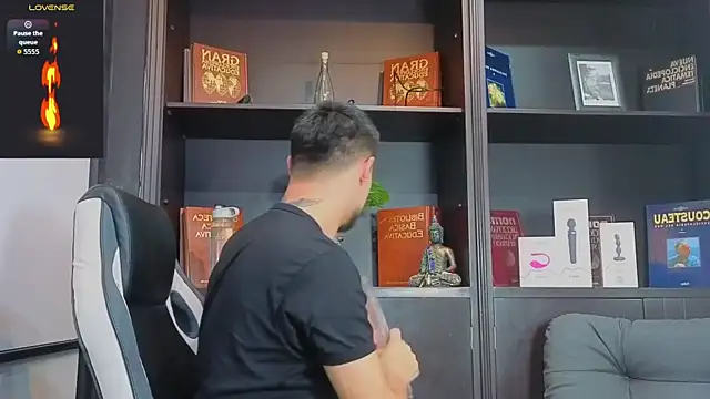 EdwardRoss  online show from 10-09-25, 08:20