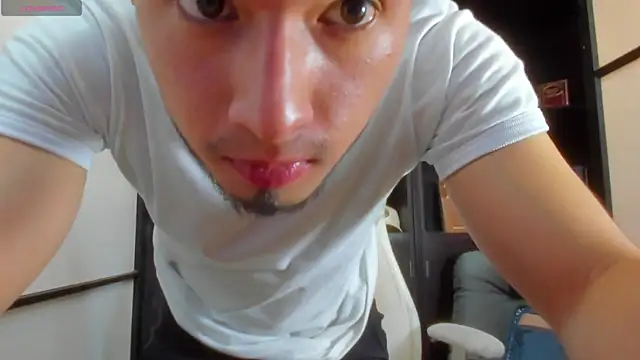 EdwardRoss  online show from 03-18-25, 07:22