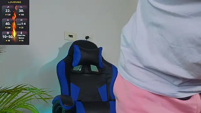 EdwardRoss  online show from 10-26-25, 08:53