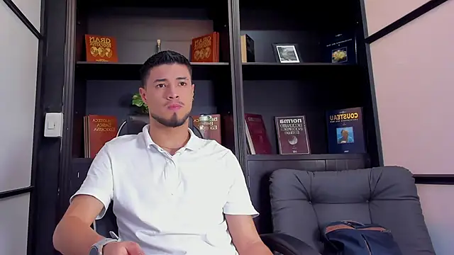 EdwardRoss  online show from 09-09-25, 08:07