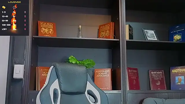 EdwardRoss  online show from 09-23-25, 08:38