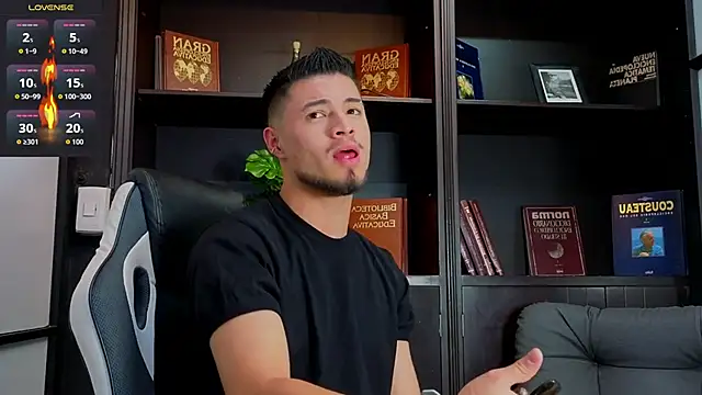 EdwardRoss  online show from 09-30-25, 08:37