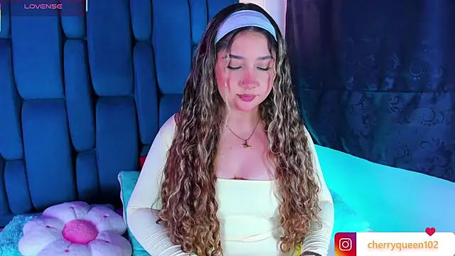 Cherryyquen online show from 11-12-25, 07:51