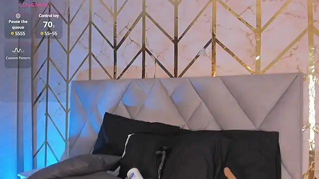 Snapshot of Arianabromw chatting on 03-04-25, 07:01 Arianabromw online show from 03-04-25, 07:01