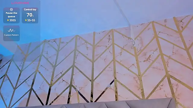 Snapshot of Arianabromw chatting on 02-10-25, 10:19 Arianabromw online show from 02-10-25, 10:19