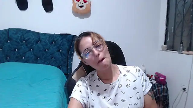Kate lorens9 online show from 05-08-26, 12:58