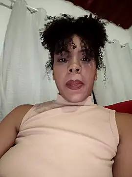 Snapshot of Julia_Pretinha chatting on 09-20-25, 12:48 Julia Pretinha online show from 09-20-25, 12:48