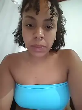 Snapshot of Julia_Pretinha chatting on 12-20-25, 02:31 Julia Pretinha online show from 12-20-25, 02:31