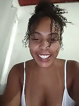 Snapshot of Julia_Pretinha chatting on 01-09-26, 01:29 Julia Pretinha online show from 01-09-26, 01:29