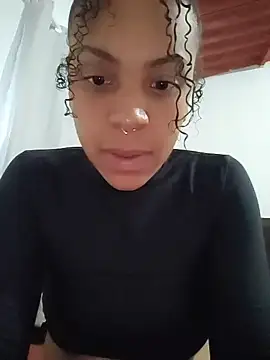 Snapshot of Julia_Pretinha chatting on 11-25-25, 12:16 Julia Pretinha online show from 11-25-25, 12:16