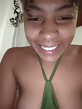 Snapshot of Julia_Pretinha chatting on 11-24-25, 12:16 Julia Pretinha online show from 11-24-25, 12:16