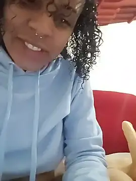 Snapshot of Julia_Pretinha chatting on 11-09-25, 09:08 Julia Pretinha online show from 11-09-25, 09:08