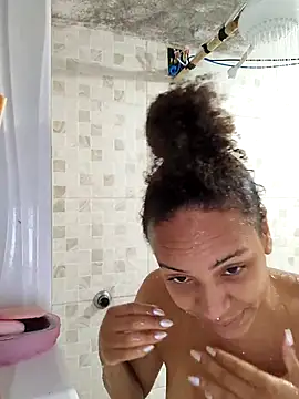 Snapshot of Julia_Pretinha chatting on 02-15-26, 09:58 Julia Pretinha online show from 02-15-26, 09:58