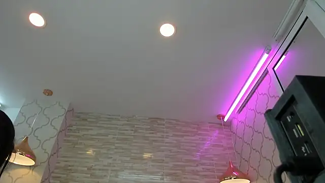 ZoeSmitth online show from 10-29-25, 11:31