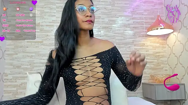 ZoeSmitth online show from 11-26-25, 11:43