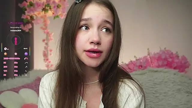 AmiLewis online show from 11-09-25, 01:09