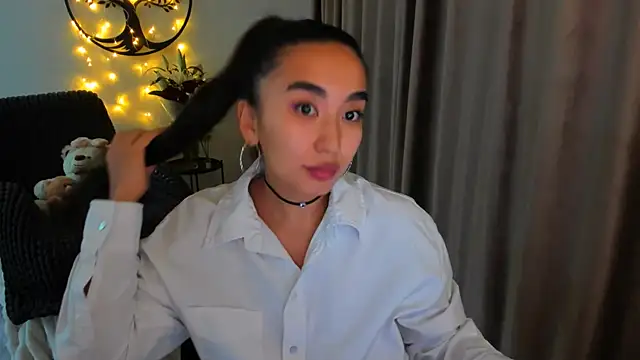 Snapshot of worldofkim chatting on 02-19-26, 08:39 worldofkim online show from 02-19-26, 08:39